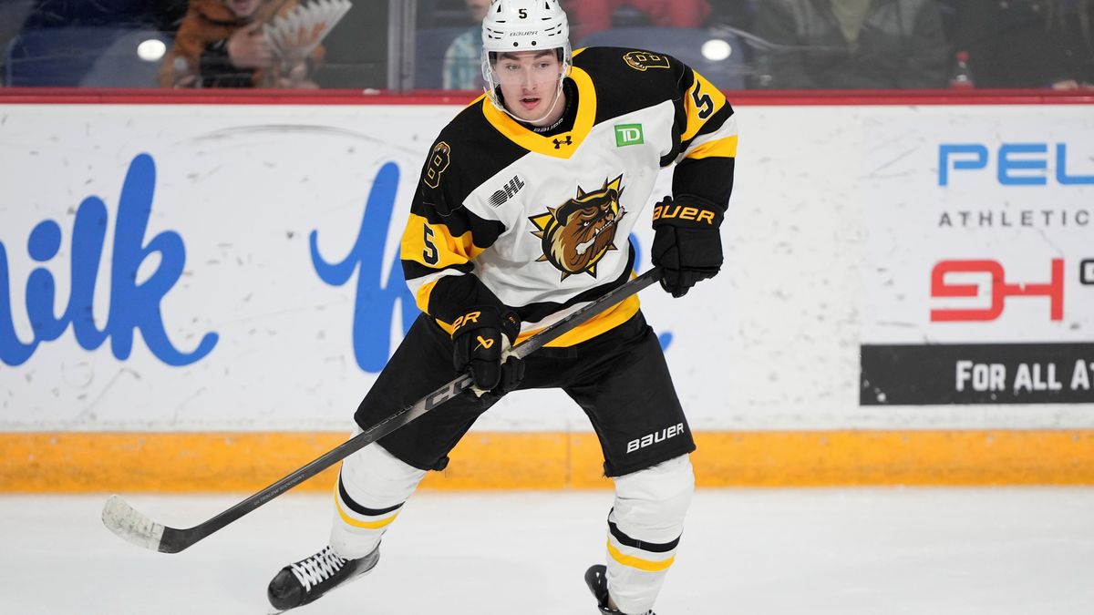 Další parádní představení českého beka v zámoří. Čtyřmi body se podílel na demolici soupeře